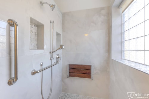 Kansas City, KS Grab Bar Installation Contractor: Bathroom & Shower
