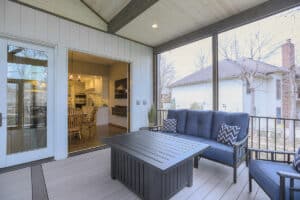 indoor/outdoor living space