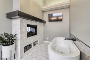 tub area in master bathroom suite